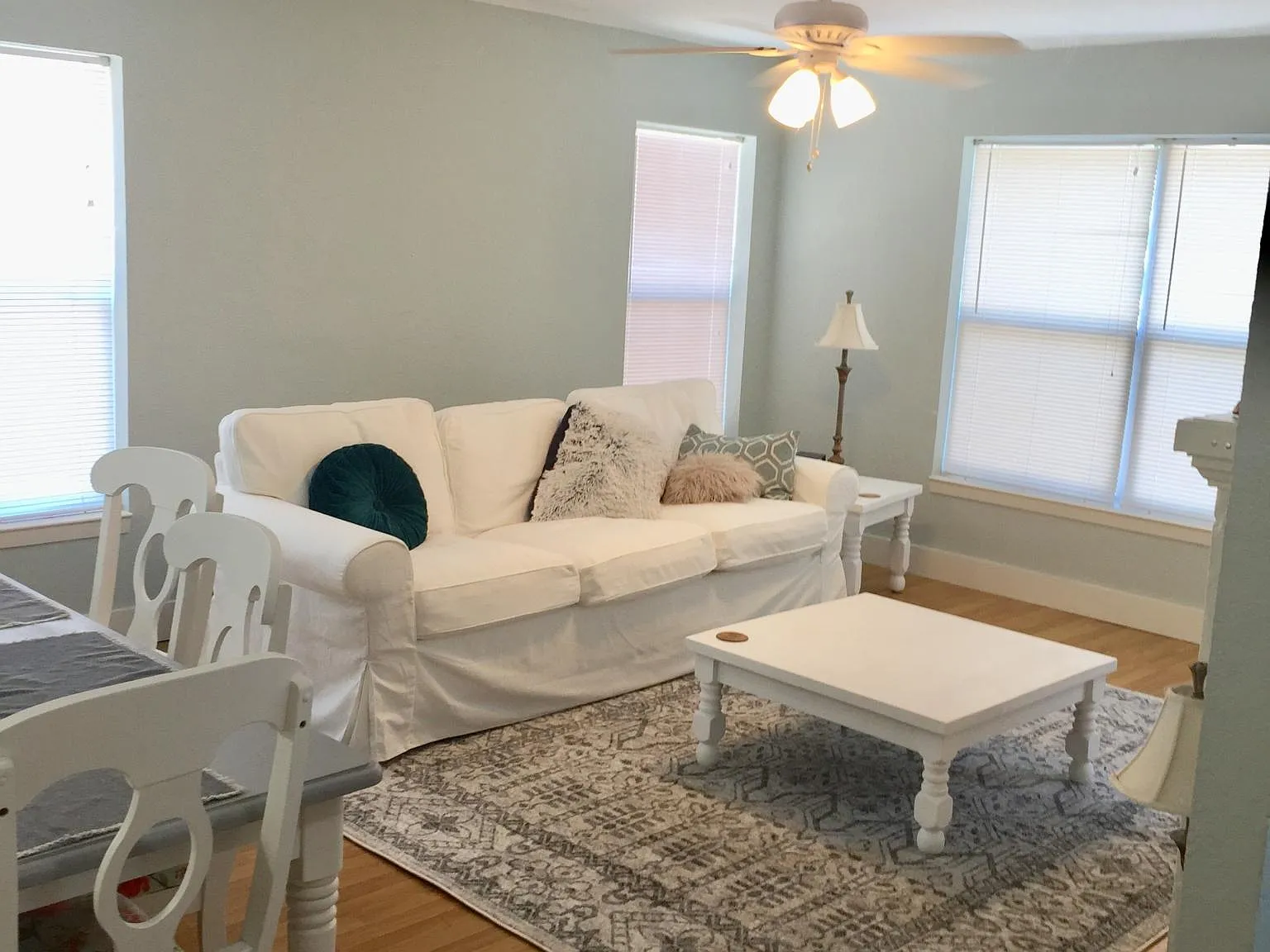 4 bed, 3.5 bath, 2246 sqft, $4,500 — Photo 3