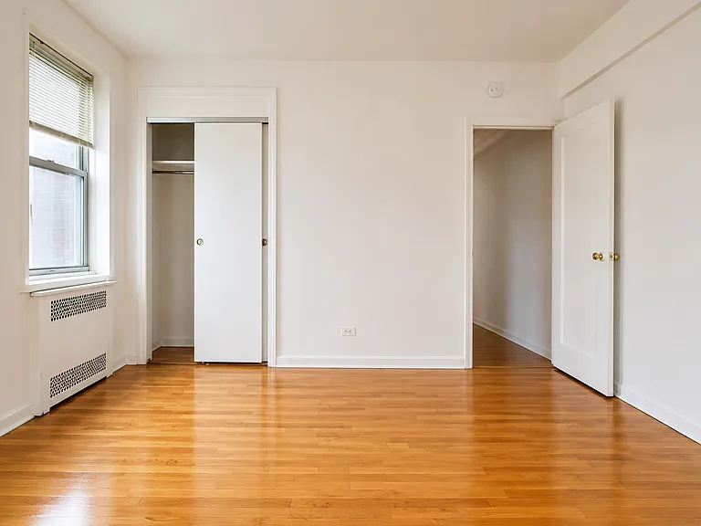 515 Avenue I #606 — Photo 7