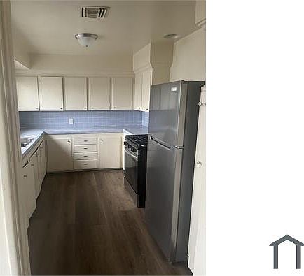 3rd image of 1669 W Century Blvd