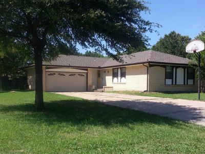 1122 S Breckenridge Ct, Wichita, KS, 67207
