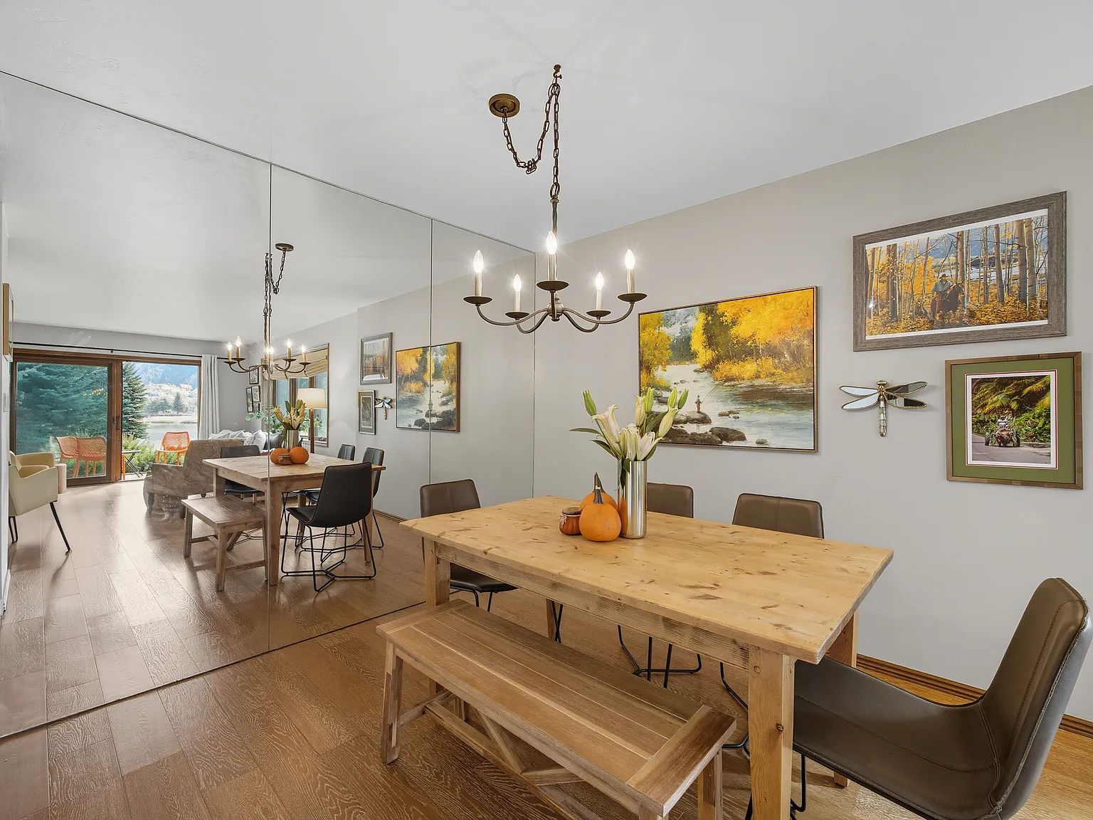 2 bed, 950 sqft, $4,500 — Photo 4