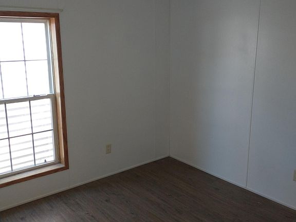 Bedroom 2/ or office