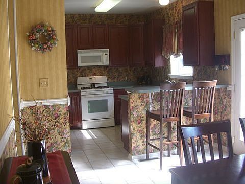 Kitchen with Breakfast Room