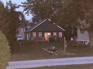 12 Simonds Rd, Saint Albans Bay, VT 05481