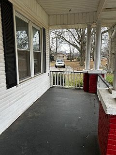 5th image of 1006 Ridge Rd