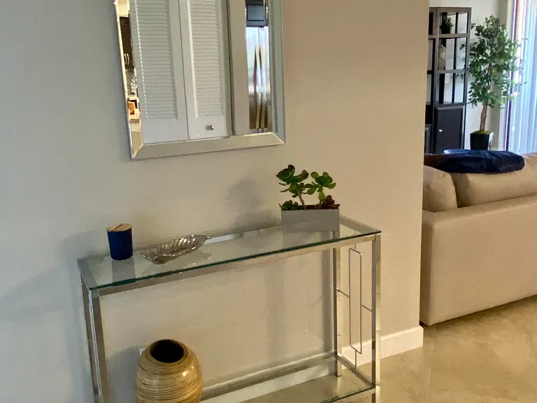 2255 Lindell Blvd #502 — Photo 9