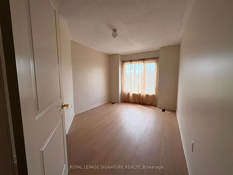 39 Palm Tree Rd — Photo 14