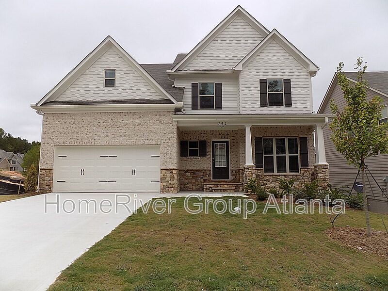 1st image of 792 Overlook Glen Dr