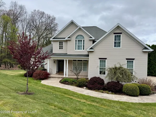 121 Jeffrey Dr, Sugarloaf, PA 18249