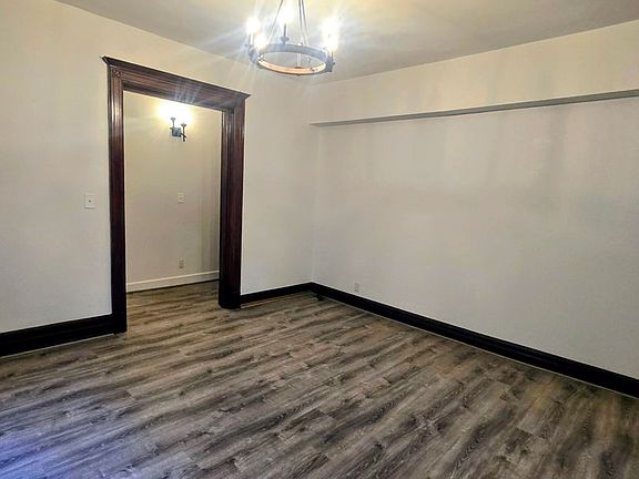 3rd image of 528 N 6th St APT 1
