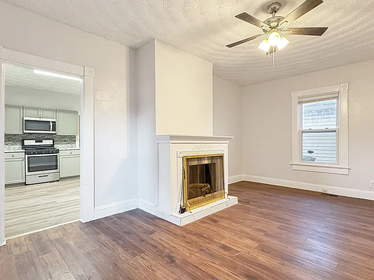2728 E Virginia Beach Blvd — Photo 6