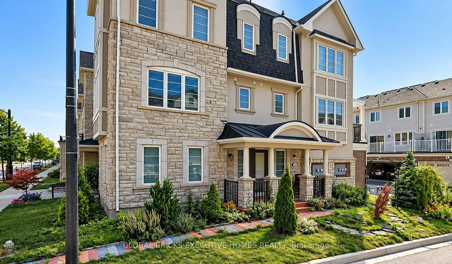 4 bed, $3,600 — Photo 2