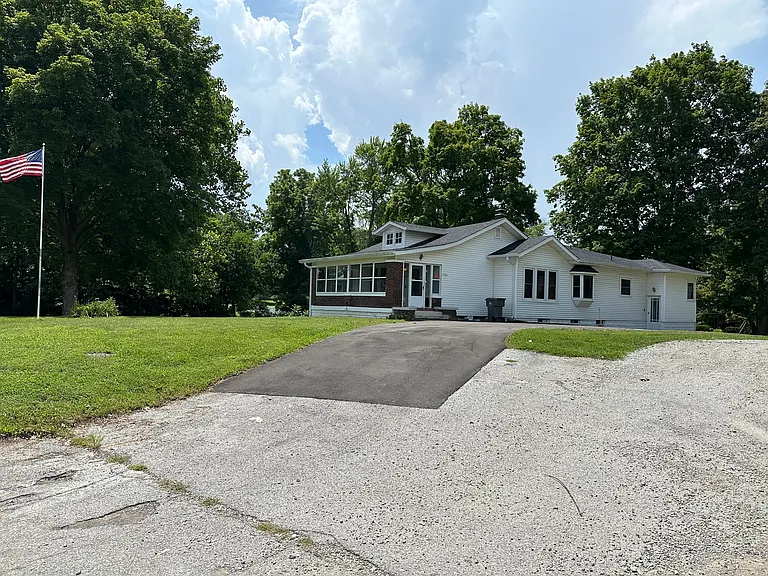 5736 Madison Ave — Photo 11