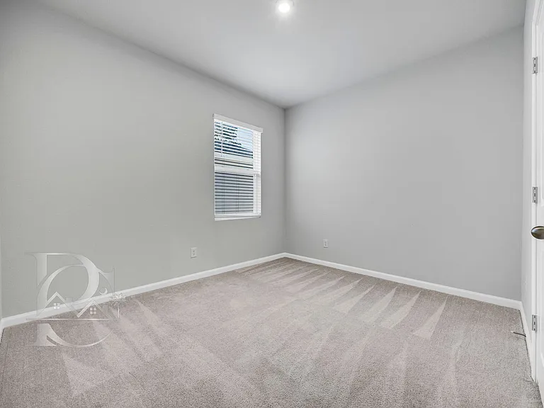 1161 Eagleston Way — Photo 7
