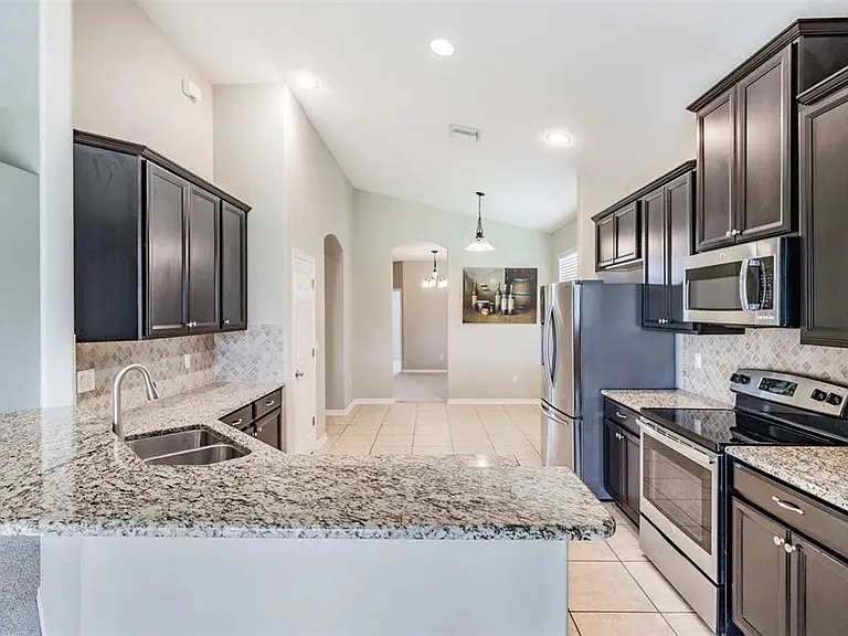 7207 Nightshade Dr — Photo 14