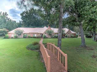 2269 S Houston Levee Rd, Germantown, TN 38139