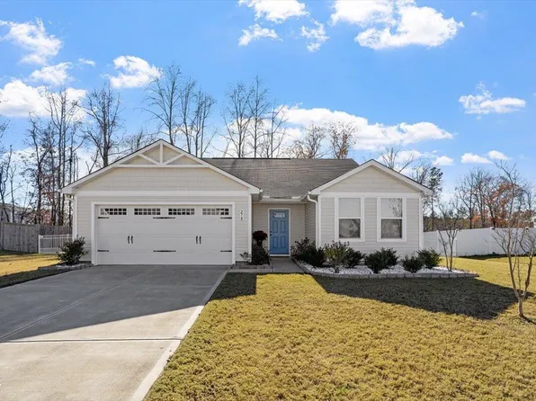 278 Hunting Wood Dr, Angier, NC 27501