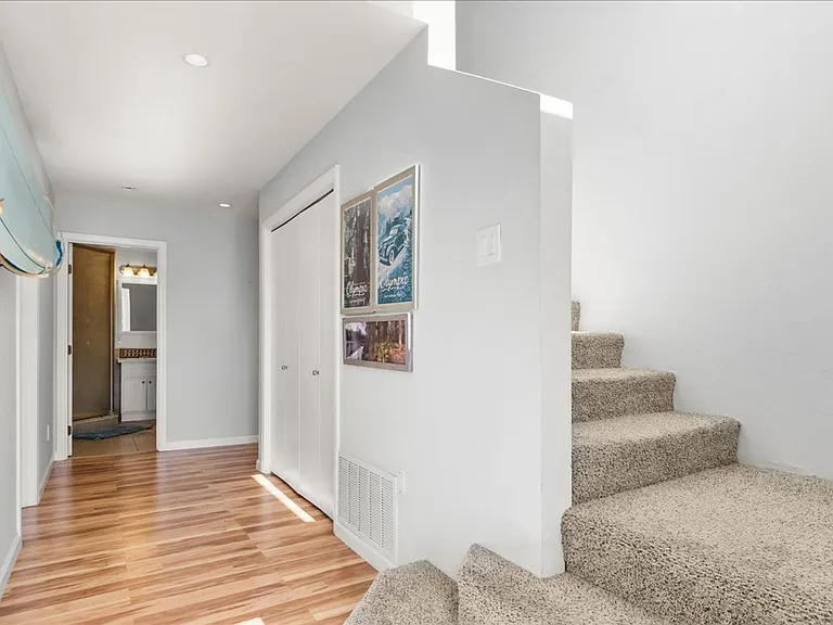1624 Edgemont St — Photo 18