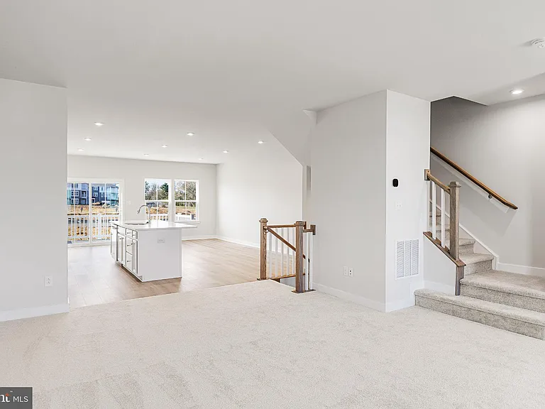 31 Sage Way — Photo 13