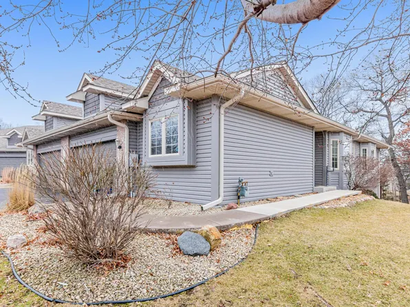 2238 Stephani Cir, Little Canada, MN 55117