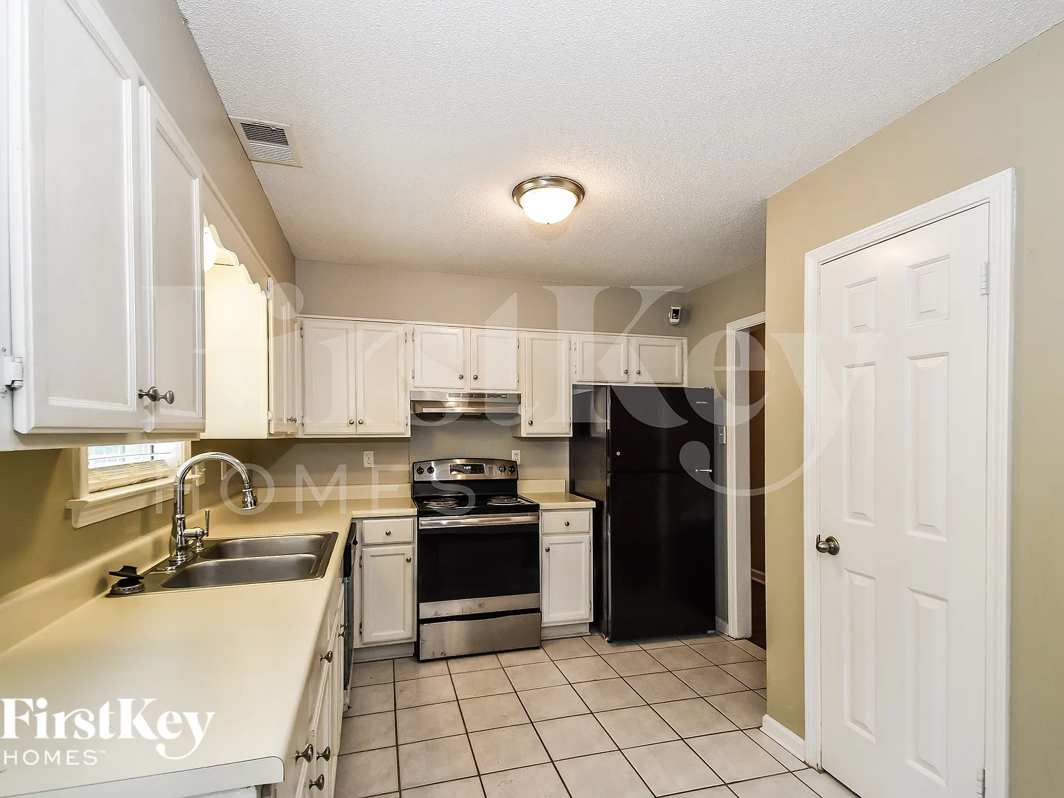 4 bed, 2.0 bath, 1667 sqft, $1,740 — Photo 4