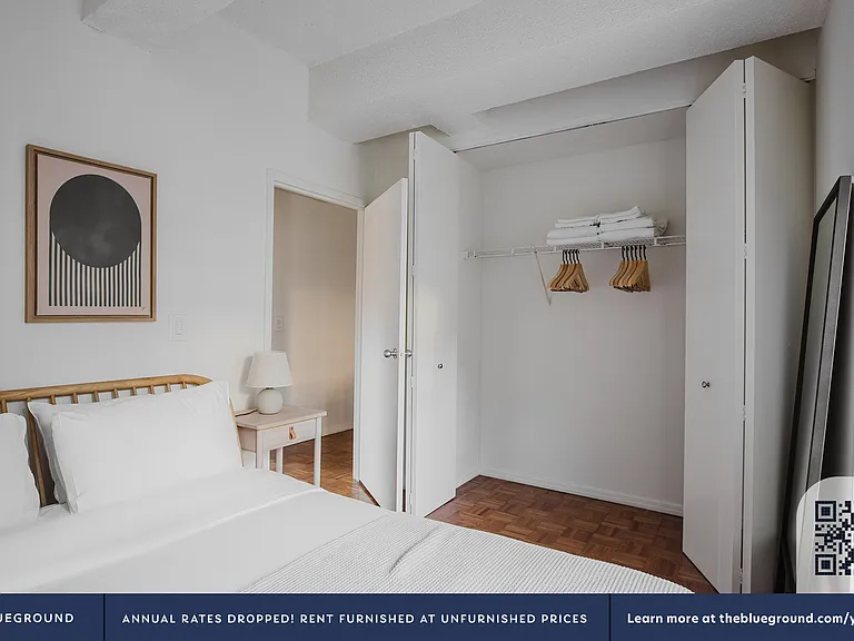 360 W 34th St #6G — Photo 12