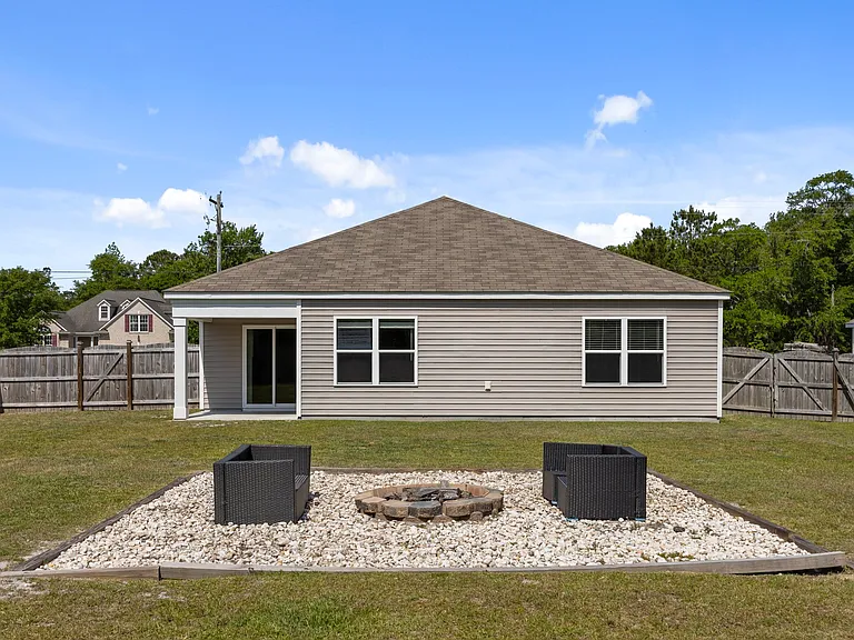 186 Everett Yopp Dr — Photo 3