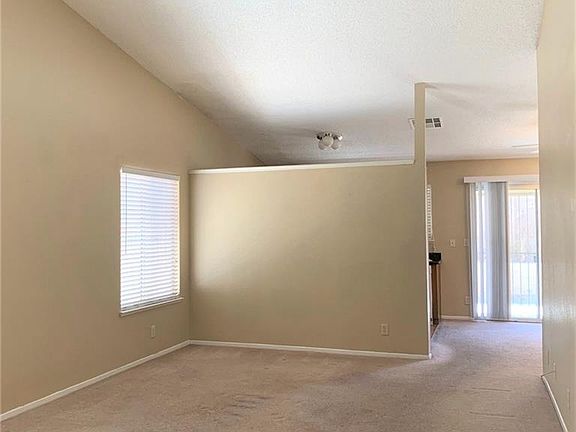 3rd image of 1928 Plumas Ct