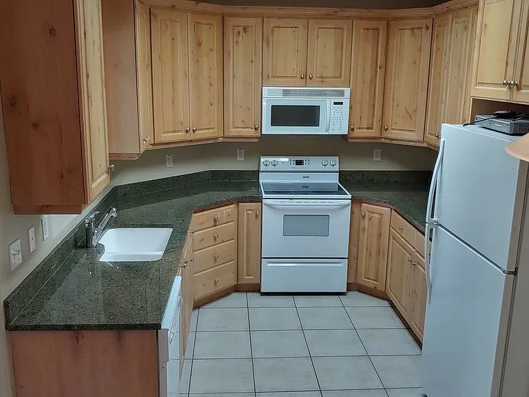 165 S Pleasant Grove Blvd #38 — Photo 3