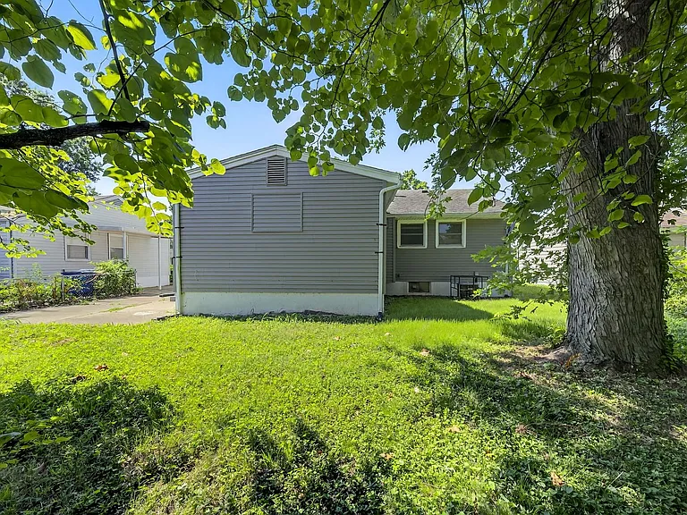 251 Midlothian Rd — Photo 32