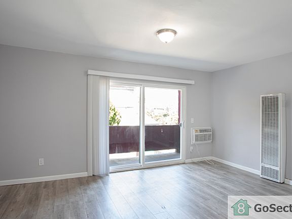 4th image of 4929 Lynnfield St APT 7