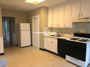 198 Washington St #2T, Medford, MA 02155