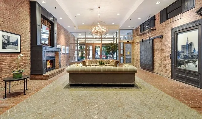 Sold by Compass | media 7