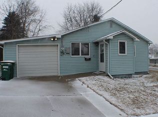 300 12th St, Corning, IA 50841