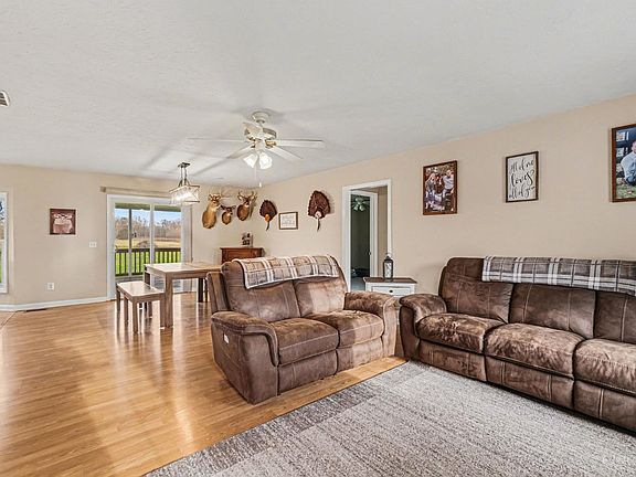 4th image of 14059 Boyd Rd