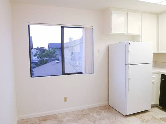 Dining (Photos are stock photos, similar to available unit w