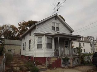 30 Dewey St, Providence, RI 02909