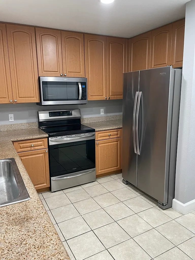Building Photo - 9745 Touchton Rd #2423