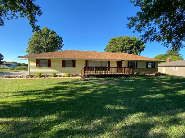6330 SW 21st Ter, Topeka, KS 66614
