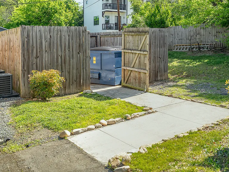 1512 Seigle Ave #4 — Photo 14