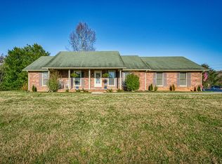 1307 W Cemetery Rd, Cookeville, TN 38506