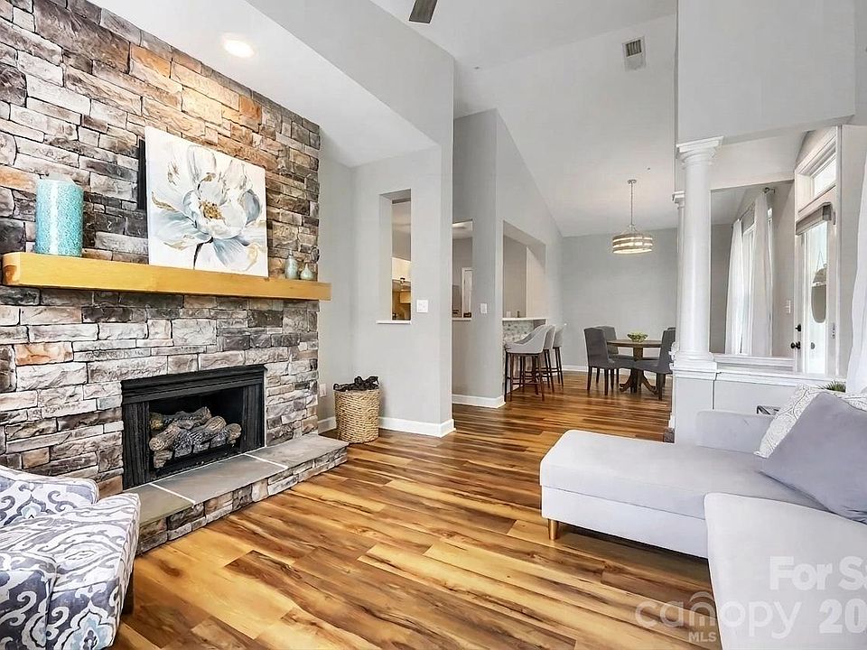 1st image of 706 Northeast Dr Unit 3