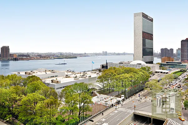 Rented by Halstead Real Estate | media 28