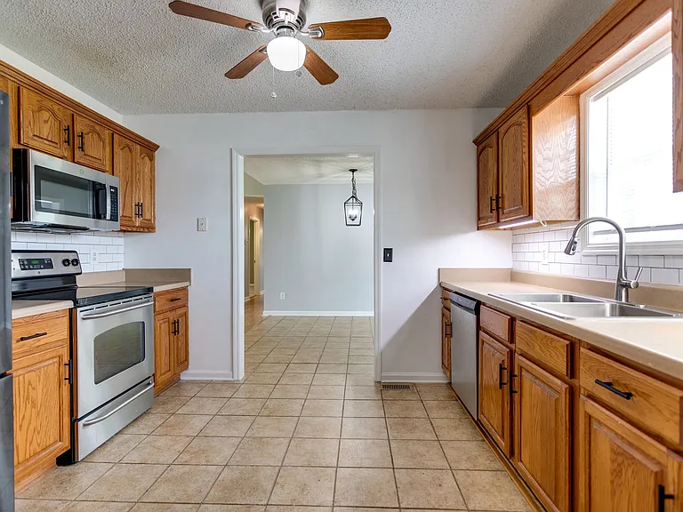 3039 Greens Mill Rd — Photo 13