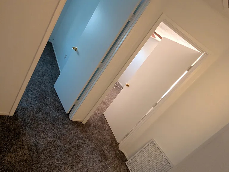 1008 Mable Ave — Photo 14