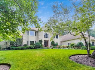 5443 Forrest Trl, Long Grove, IL 60047