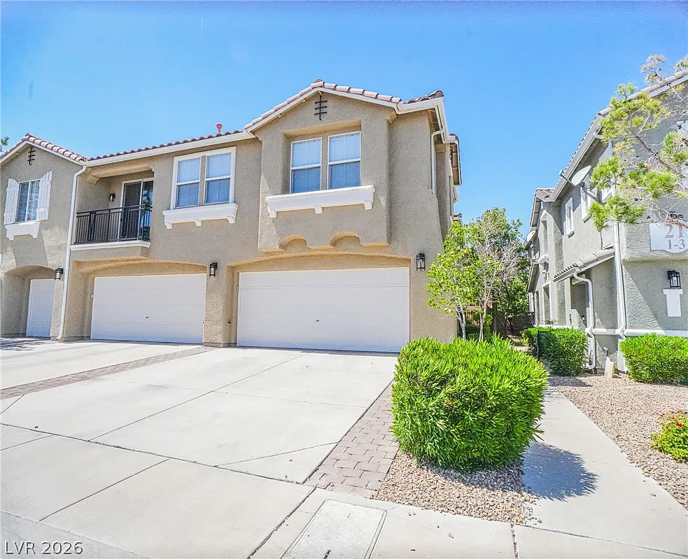 Building Photo - 25 Red Oak Canyon St #2