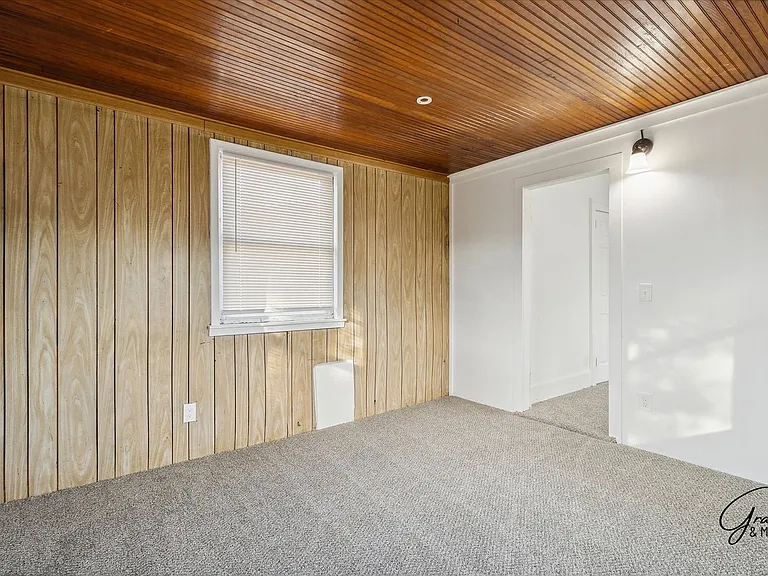 16211 Kentucky St — Photo 30