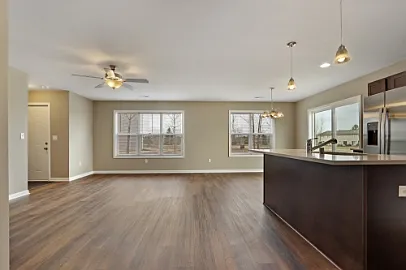 342 Cattail Ct - Unit A — Photo 2