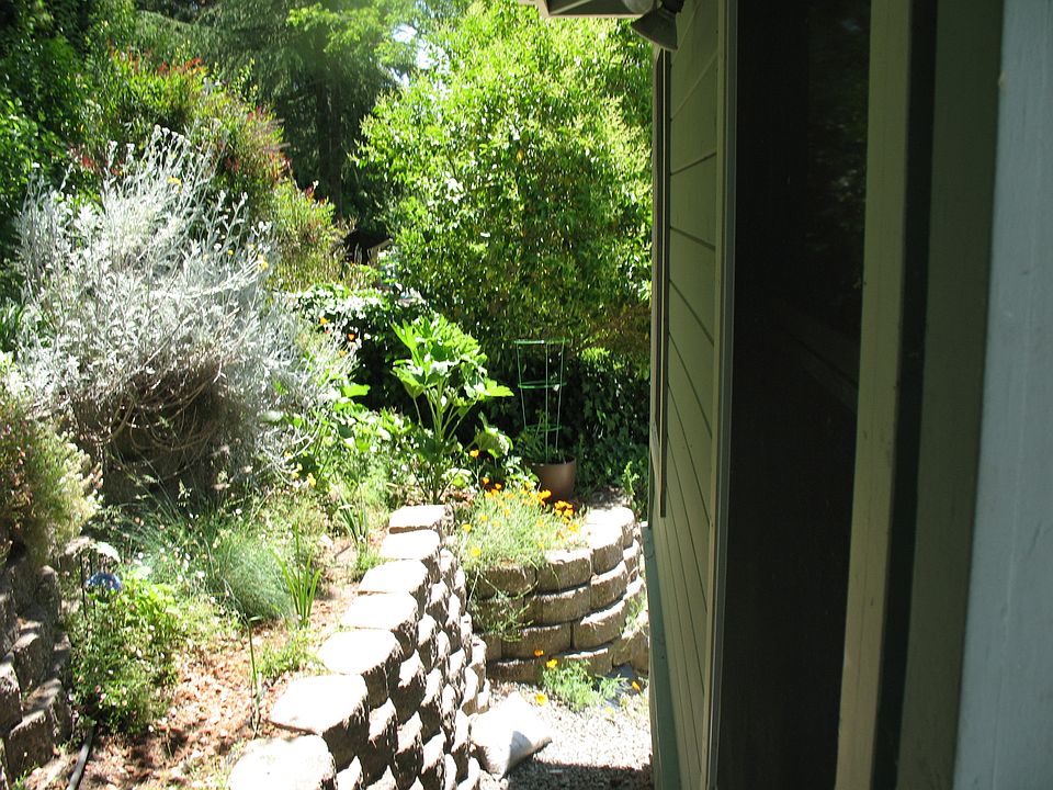 2nd image of 31600 Kell Ln